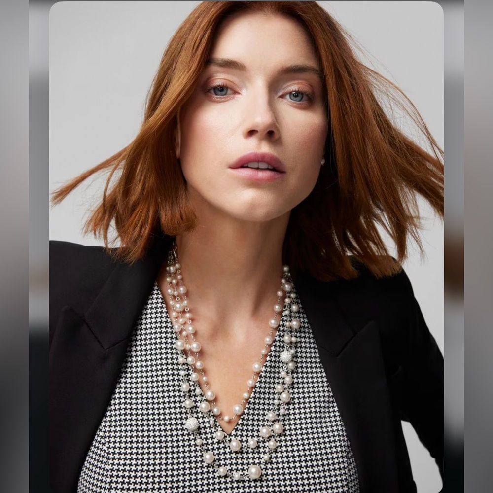 WHBM multi pearl strand necklace - Picture 3 of 15